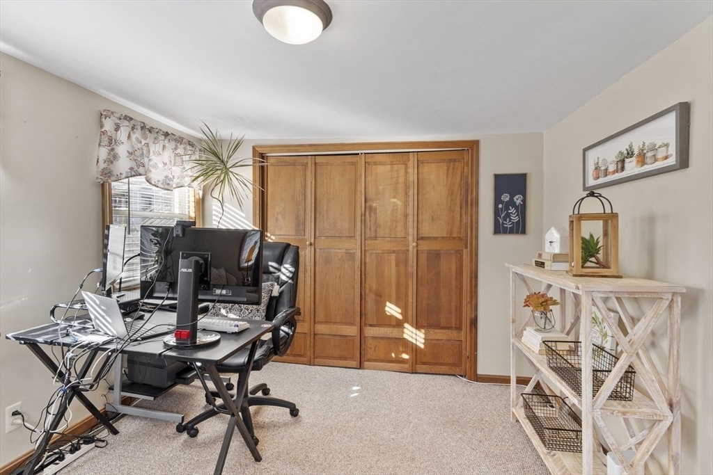 15 Waverly Road North Andover, MA 01845 - Photo 10 of 27 Gallery Image 10