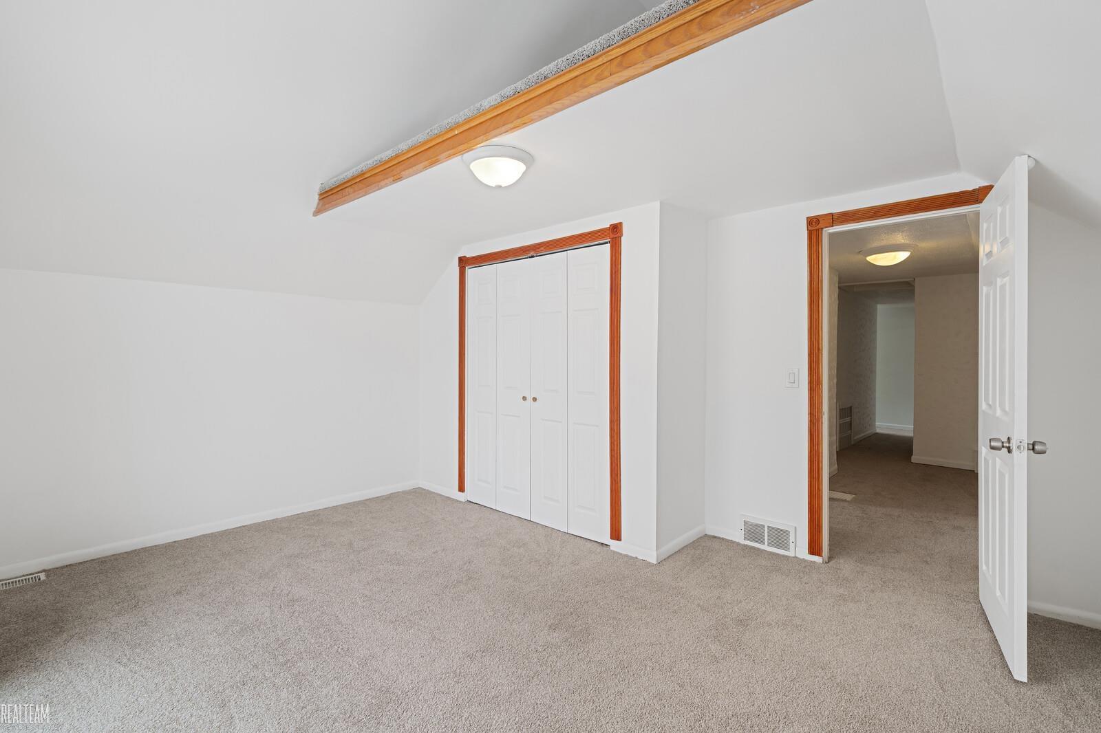 260 Riverside Drive Mount Clemens, MI 48043 - Photo 20 of 27 Gallery Image 20