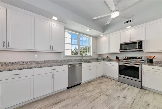 $789,000 | 260 Hidden Bay Drive, Unit 305, Osprey, FL 34229