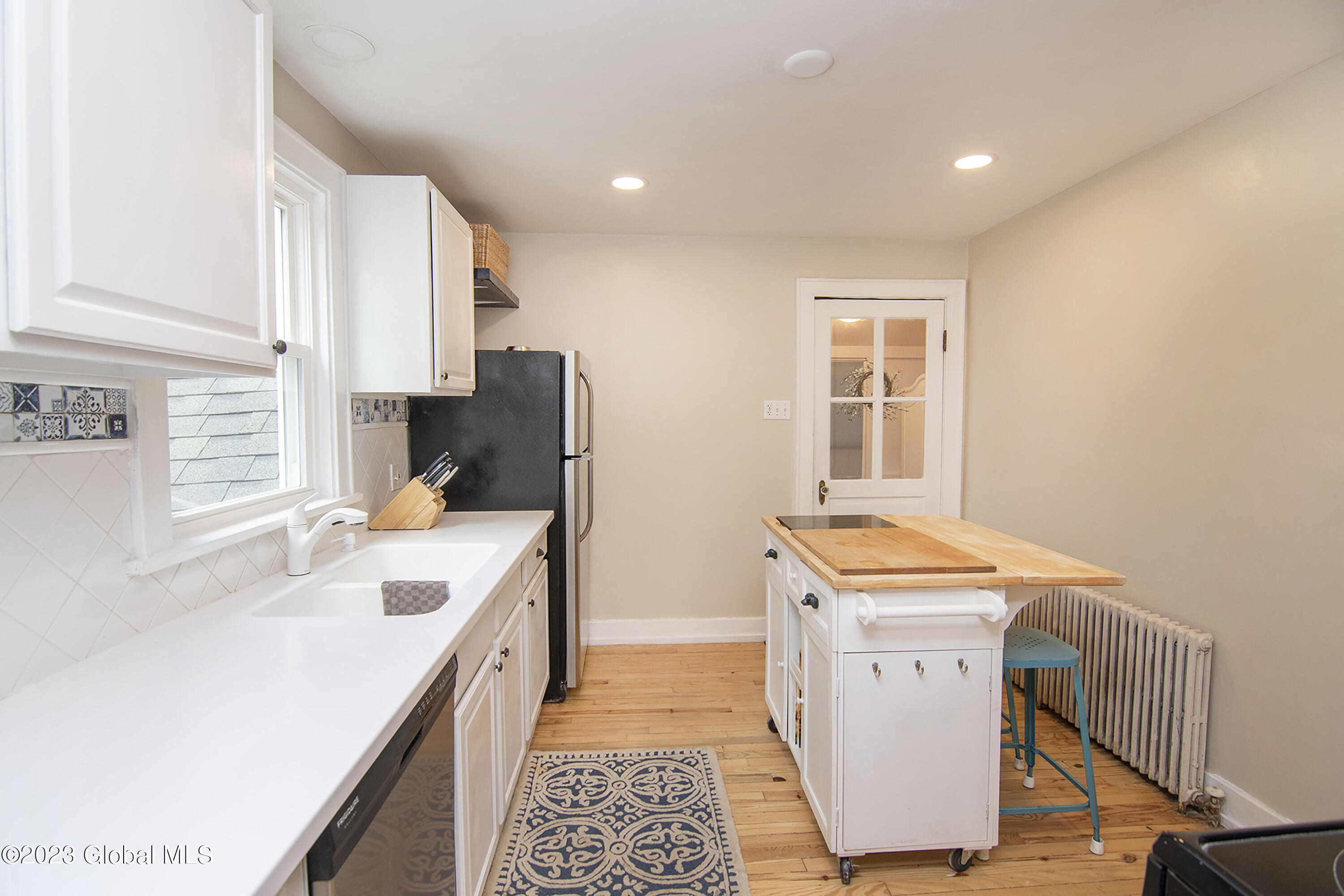 49 New Shaker Road Colonie, NY 12205 - Photo 11 of 34 CRG_7124