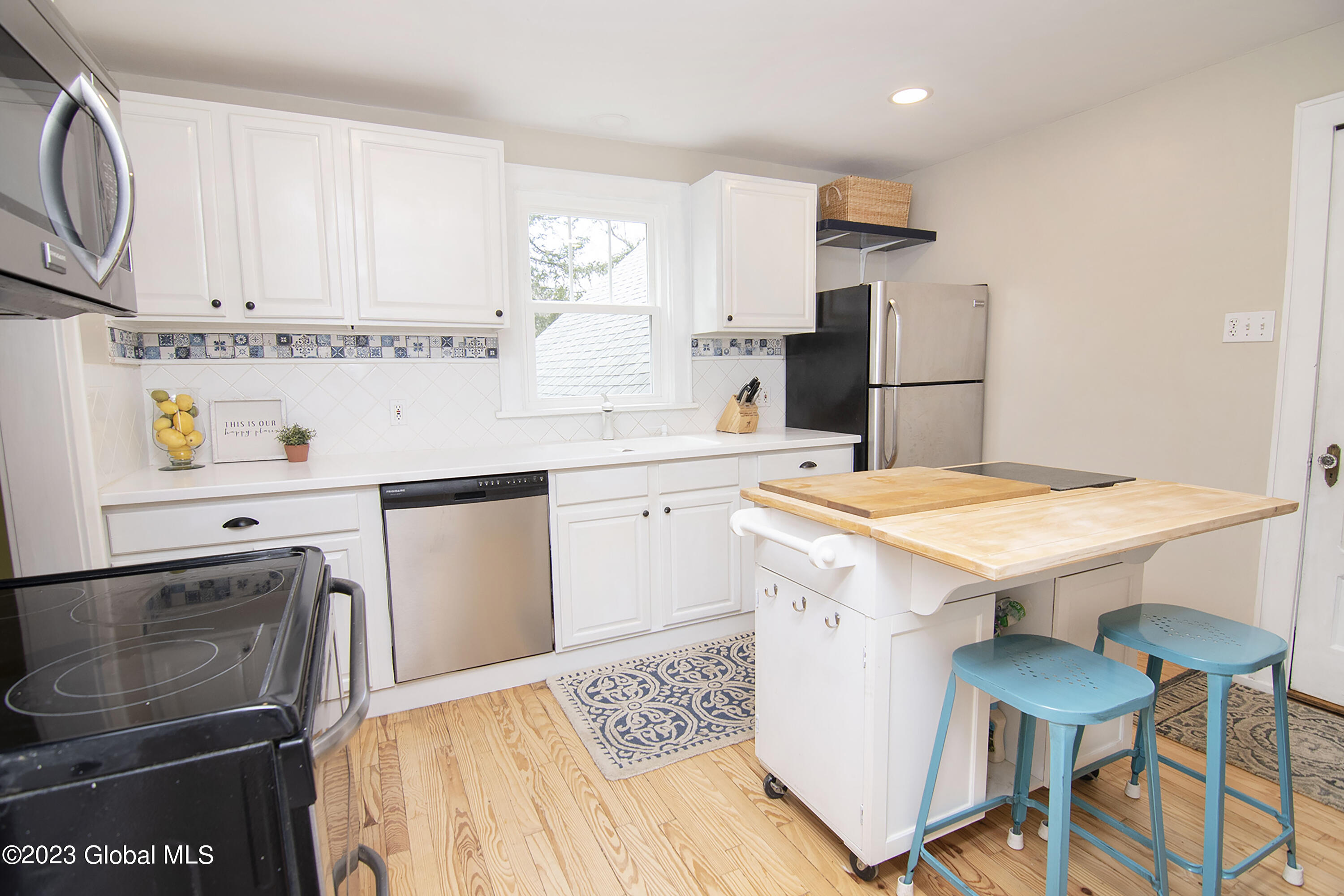 49 New Shaker Road Colonie, NY 12205 - Photo 12 of 34 CRG_7125