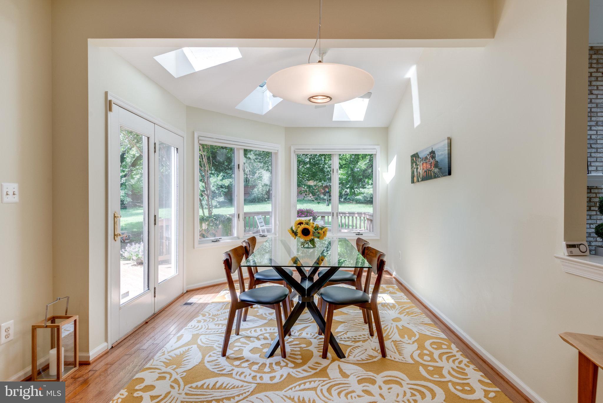 1326 Dasher Lane Reston, VA 20190 - Photo 21 of 91 Gallery Image 21