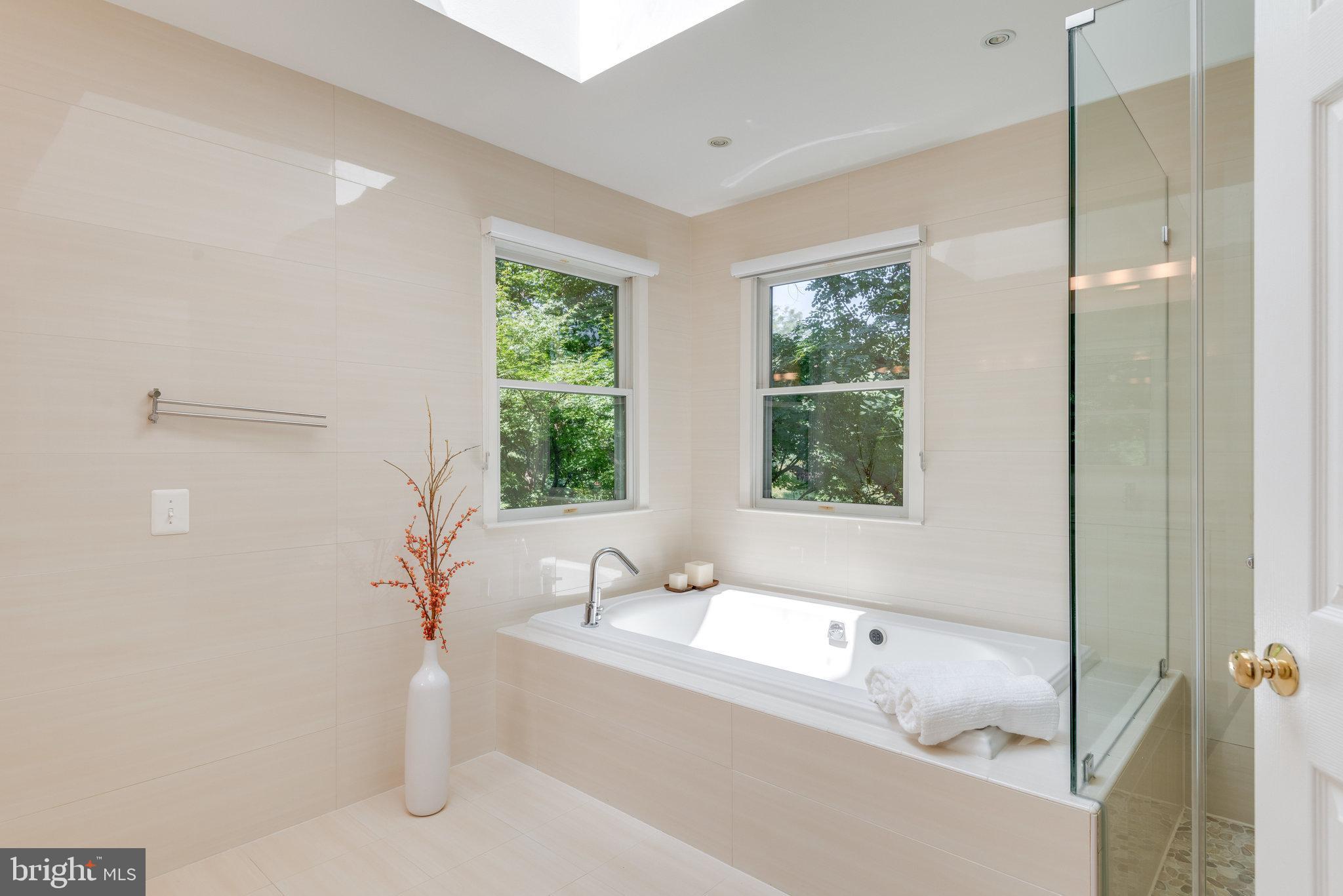 1326 Dasher Lane Reston, VA 20190 - Photo 38 of 91 Gallery Image 38
