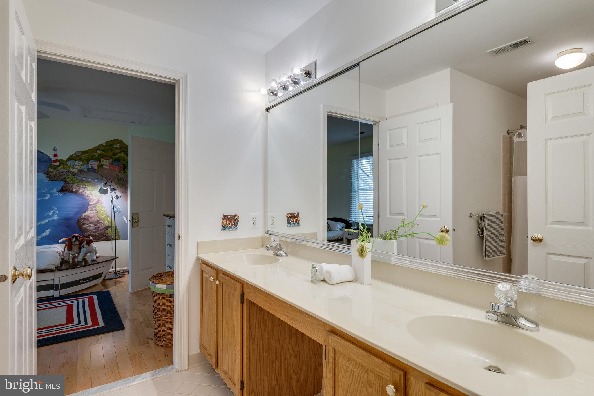1326 Dasher Lane Reston, VA 20190 - Photo 51 of 91 Gallery Image 51