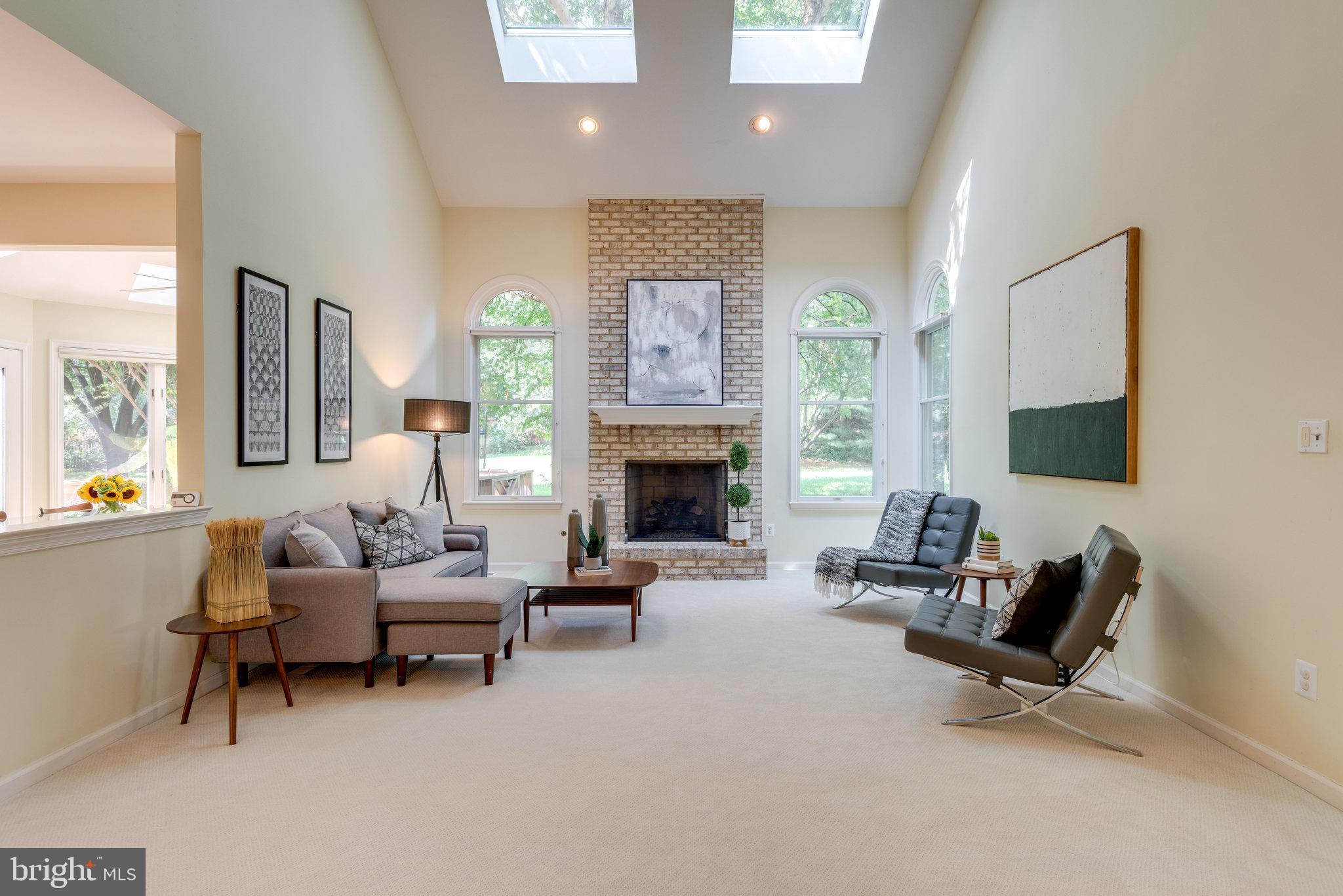 1326 Dasher Lane Reston, VA 20190 - Photo 8 of 91 Gallery Image 8