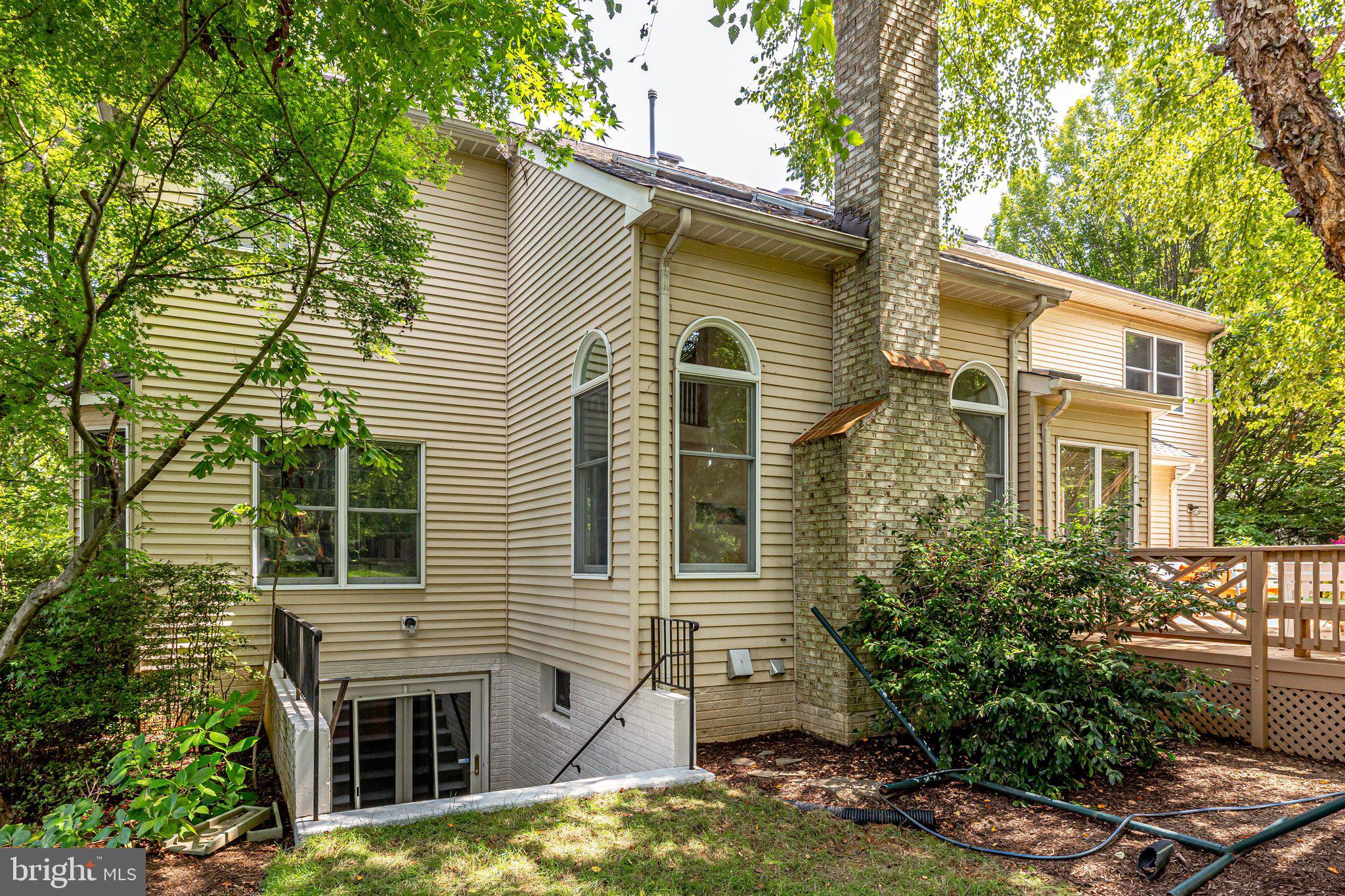 1326 Dasher Lane Reston, VA 20190 - Photo 83 of 91 Gallery Image 83