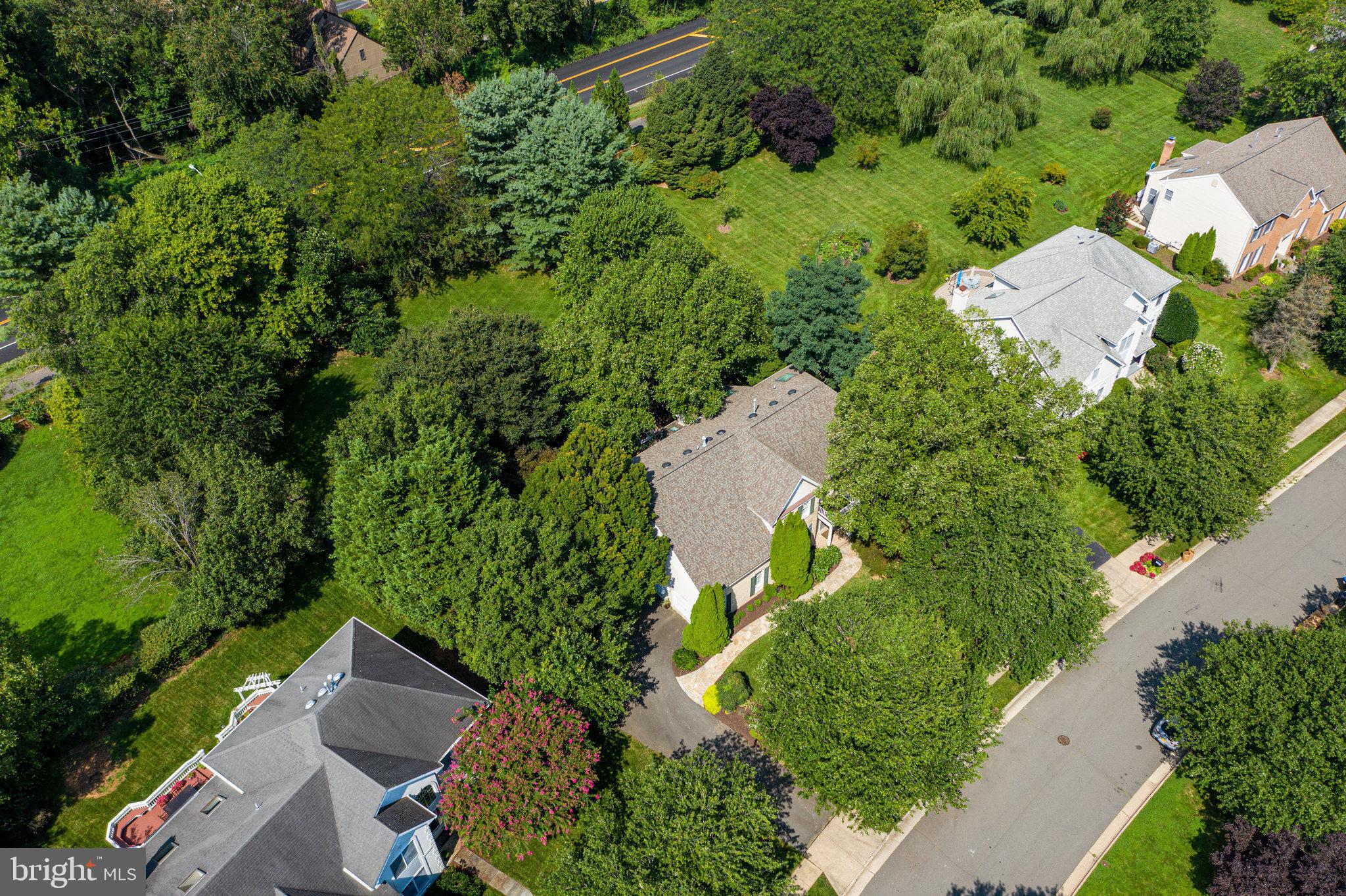 1326 Dasher Lane Reston, VA 20190 - Photo 90 of 91 Gallery Image 90