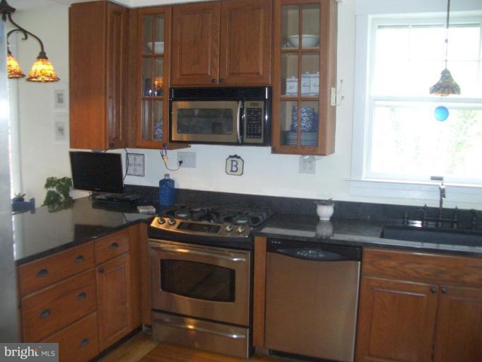 106 South Rolling Road Catonsville, MD 21228 - Photo 5 of 28 Kitchen #2