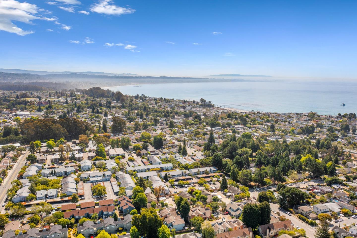 1925 46th Avenue, Unit 78 Capitola, CA 95010 - Photo 21 of 31 an aerial view of multiple house