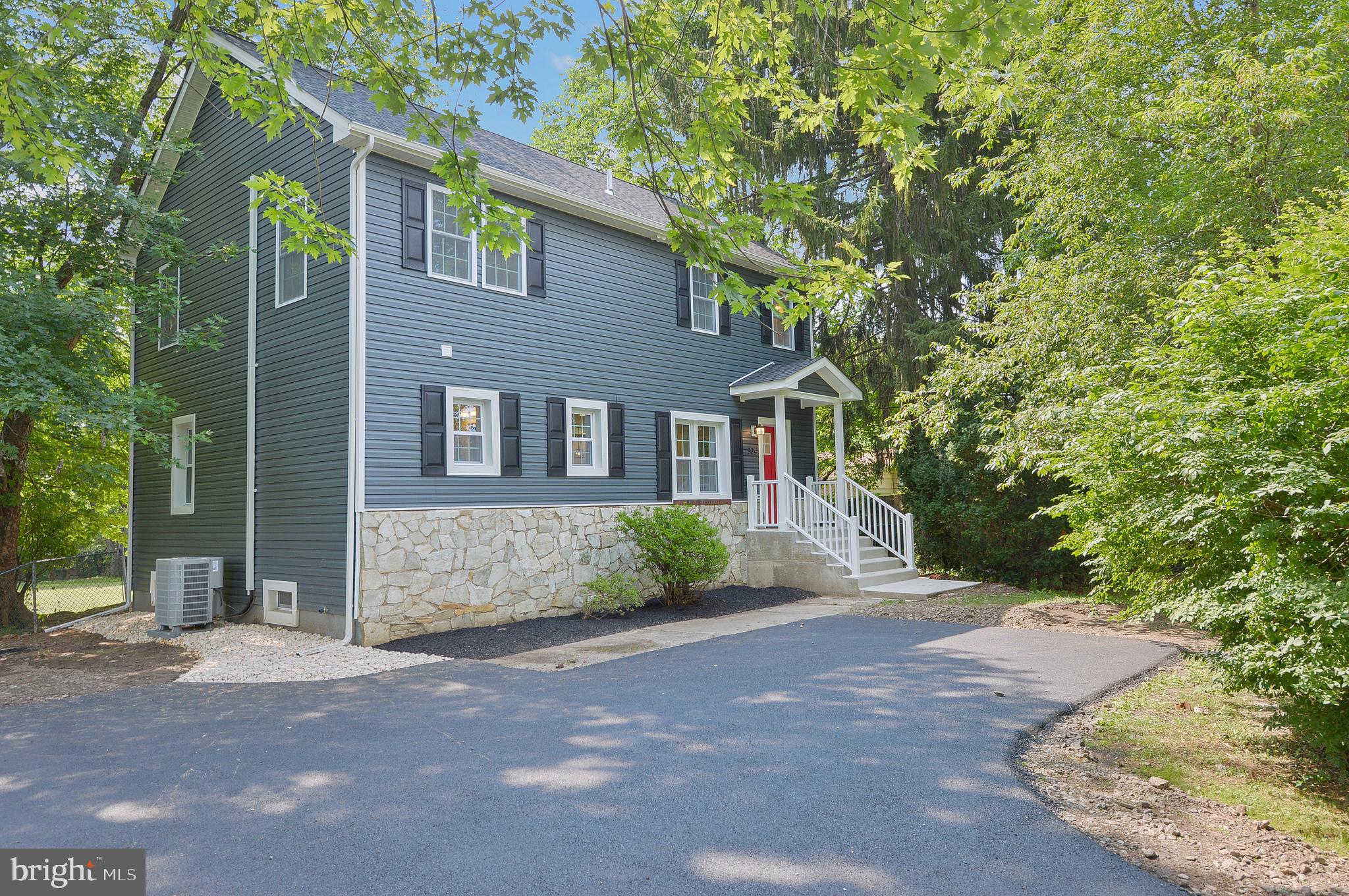 1564 New Rodgers Road Levittown, PA 19056 - Photo 1 of 30 Gallery Image 1
