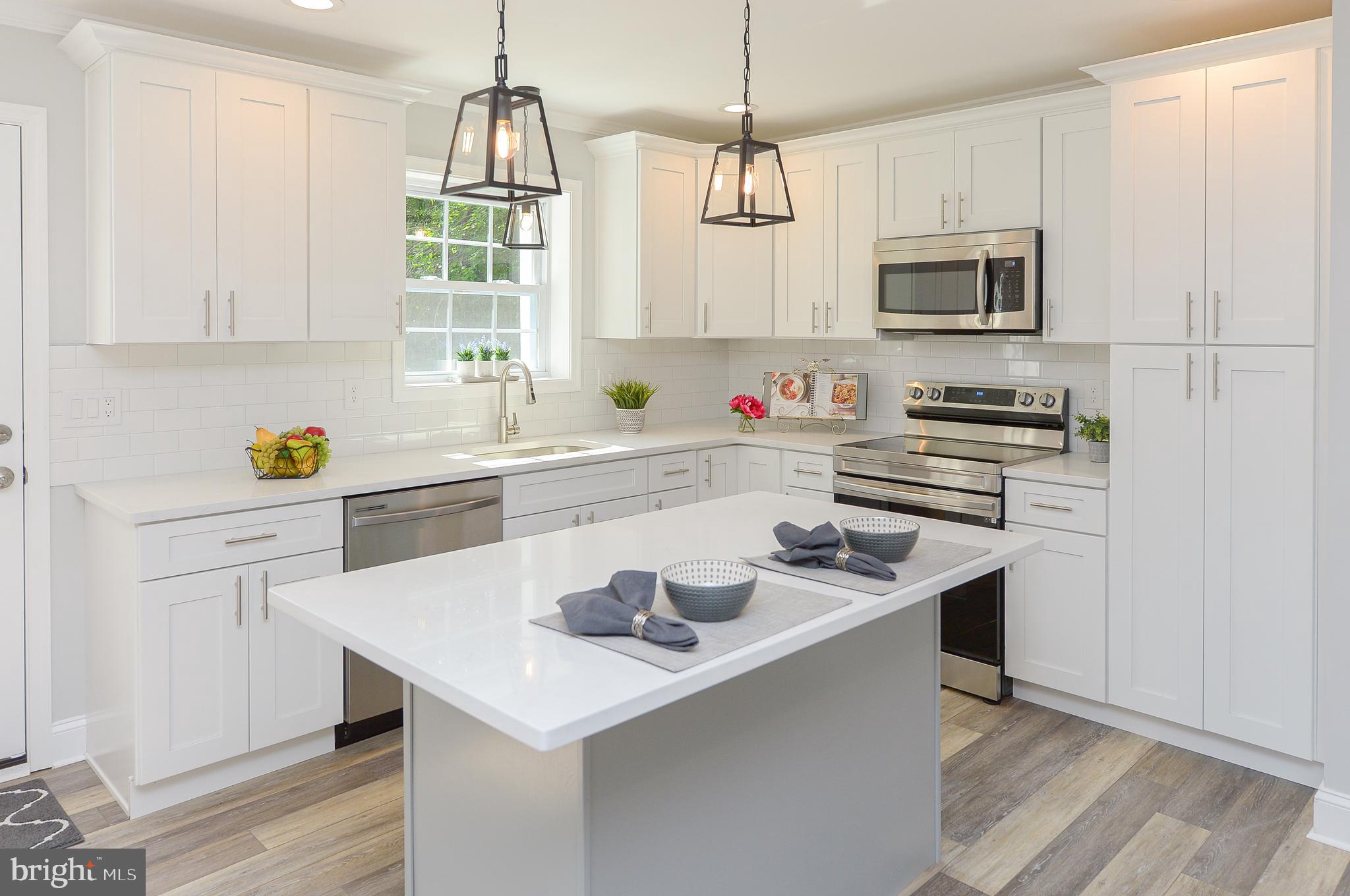 1564 New Rodgers Road Levittown, PA 19056 - Photo 2 of 30 Gallery Image 2
