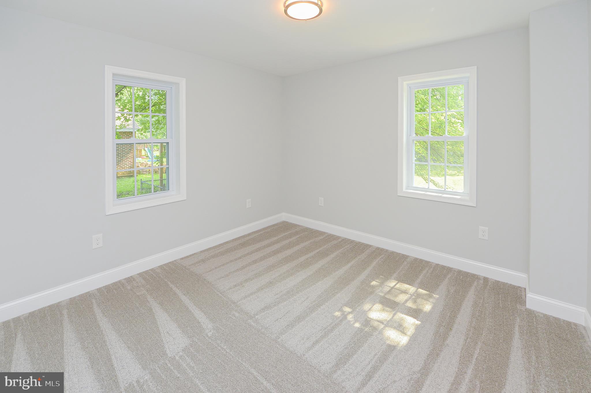1564 New Rodgers Road Levittown, PA 19056 - Photo 12 of 30 Gallery Image 12