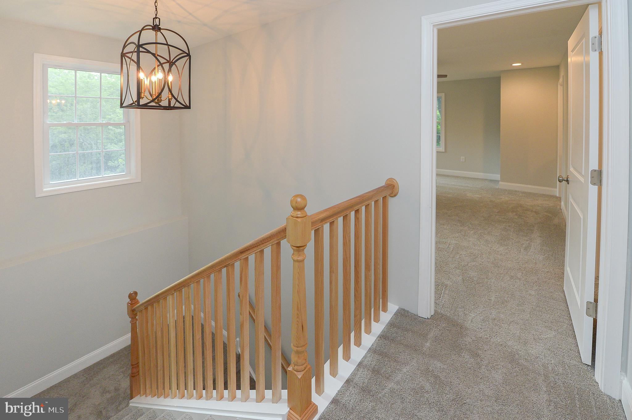 1564 New Rodgers Road Levittown, PA 19056 - Photo 19 of 30 Gallery Image 19