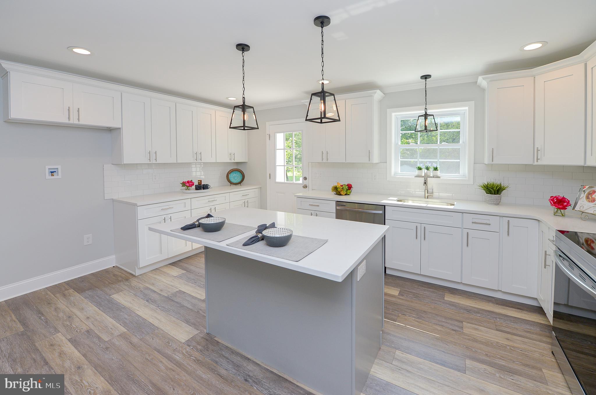 1564 New Rodgers Road Levittown, PA 19056 - Photo 3 of 30 Gallery Image 3