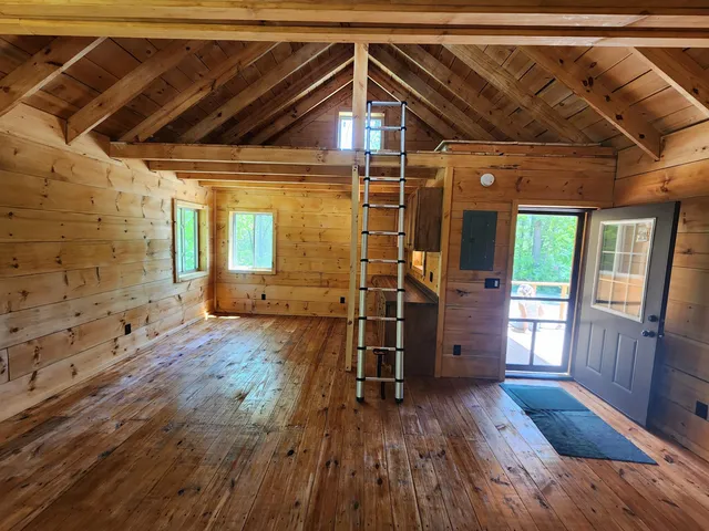 $99,000 | 13486 Gurnsey Drive, Ferryville, WI 54628