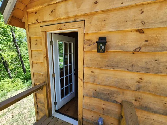 $99,000 | 13486 Gurnsey Drive, Ferryville, WI 54628