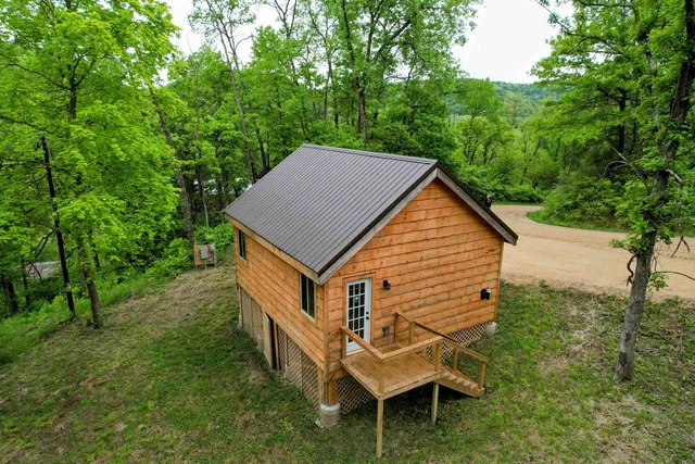 $99,000 | 13486 Gurnsey Drive, Ferryville, WI 54628