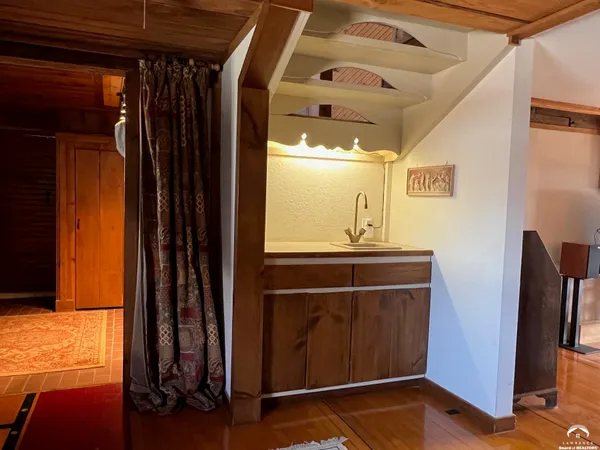 $599,000 | 797 East 1217th Road, Lawrence, KS 66047