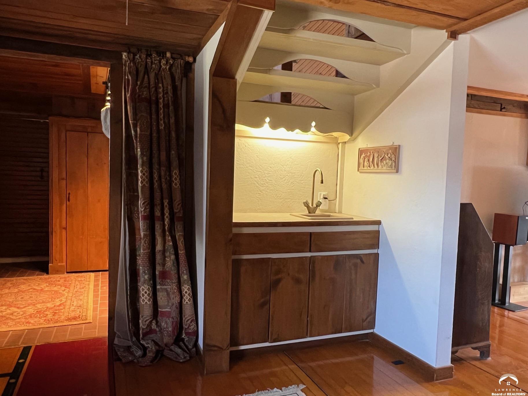 797 East 1217th Road Lawrence, KS 66047 - Photo 28 of 98