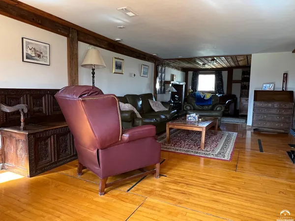 $599,000 | 797 East 1217th Road, Lawrence, KS 66047