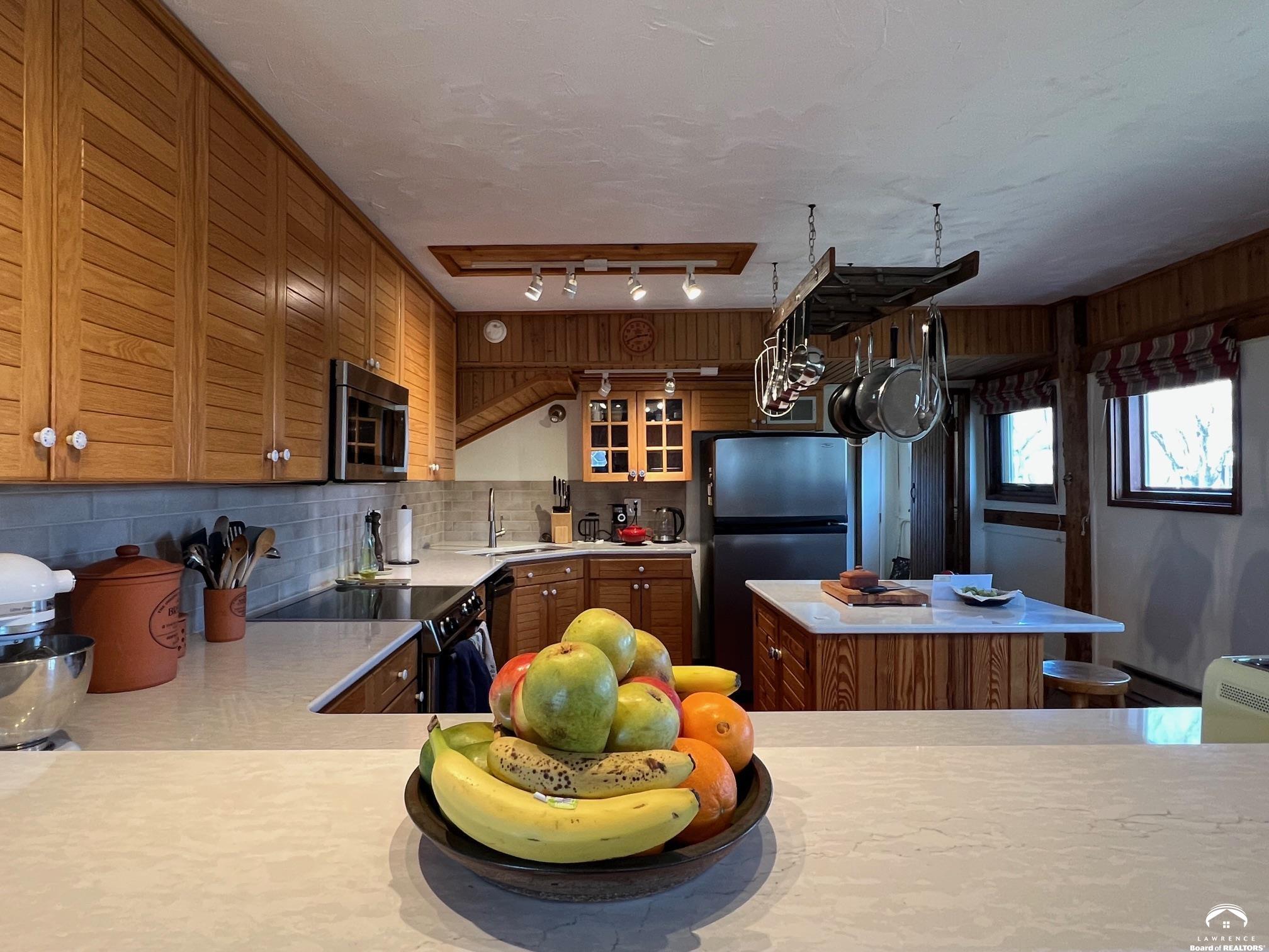 797 East 1217th Road Lawrence, KS 66047 - Photo 35 of 98