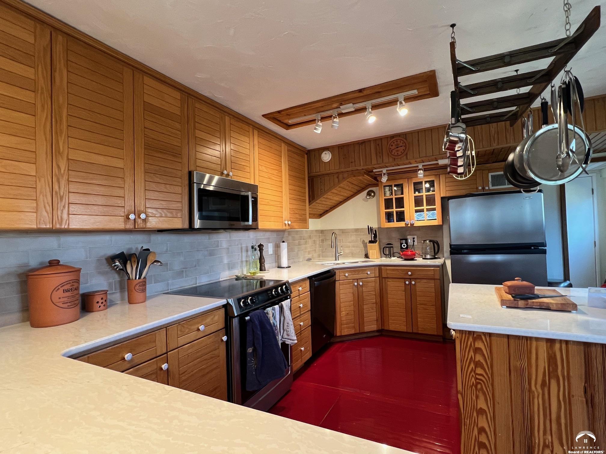 797 East 1217th Road Lawrence, KS 66047 - Photo 36 of 98