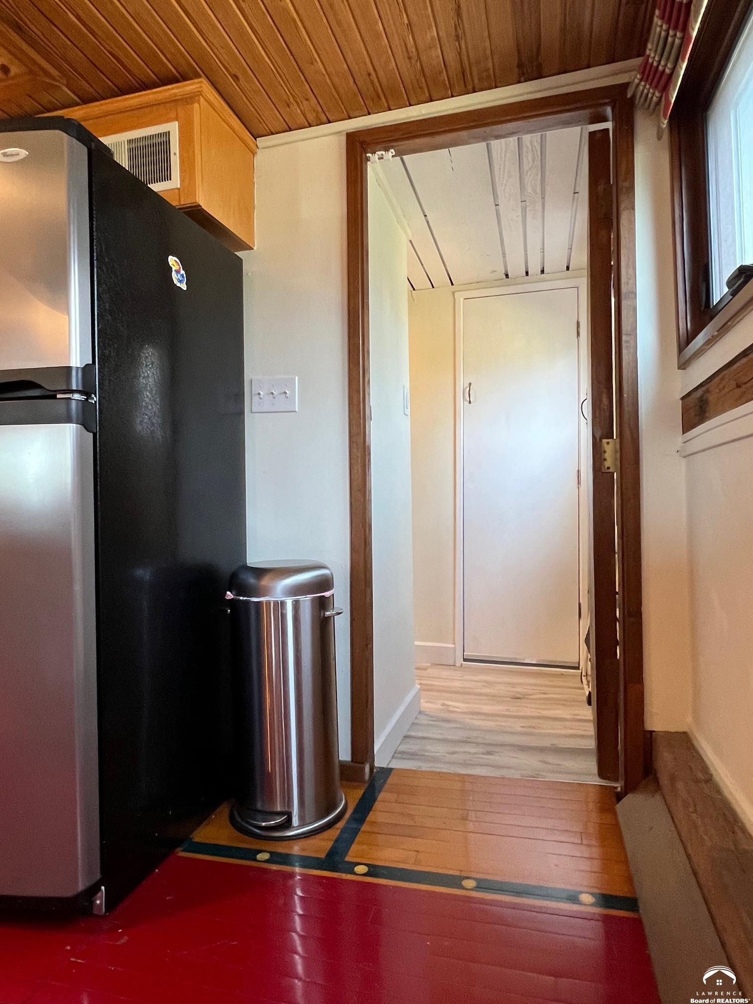 797 East 1217th Road Lawrence, KS 66047 - Photo 55 of 98