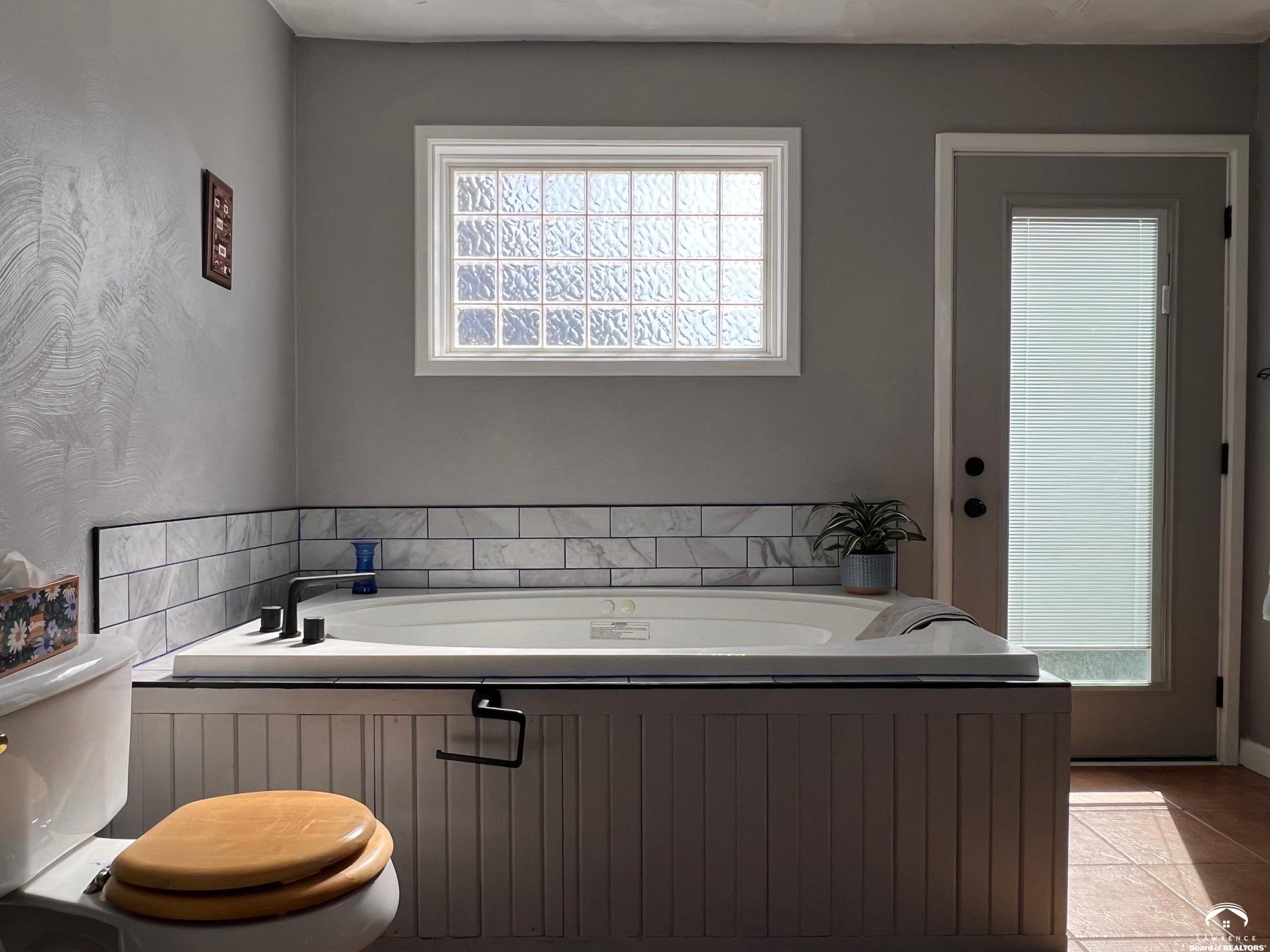 797 East 1217th Road Lawrence, KS 66047 - Photo 66 of 98