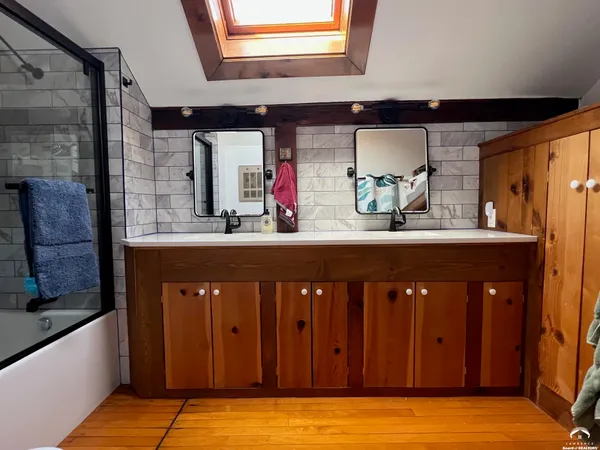 $599,000 | 797 East 1217th Road, Lawrence, KS 66047