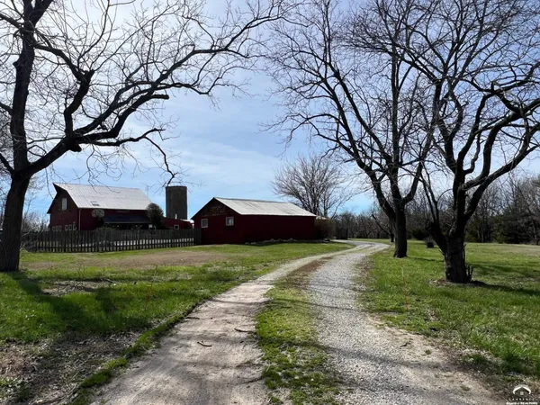 $599,000 | 797 East 1217th Road, Lawrence, KS 66047