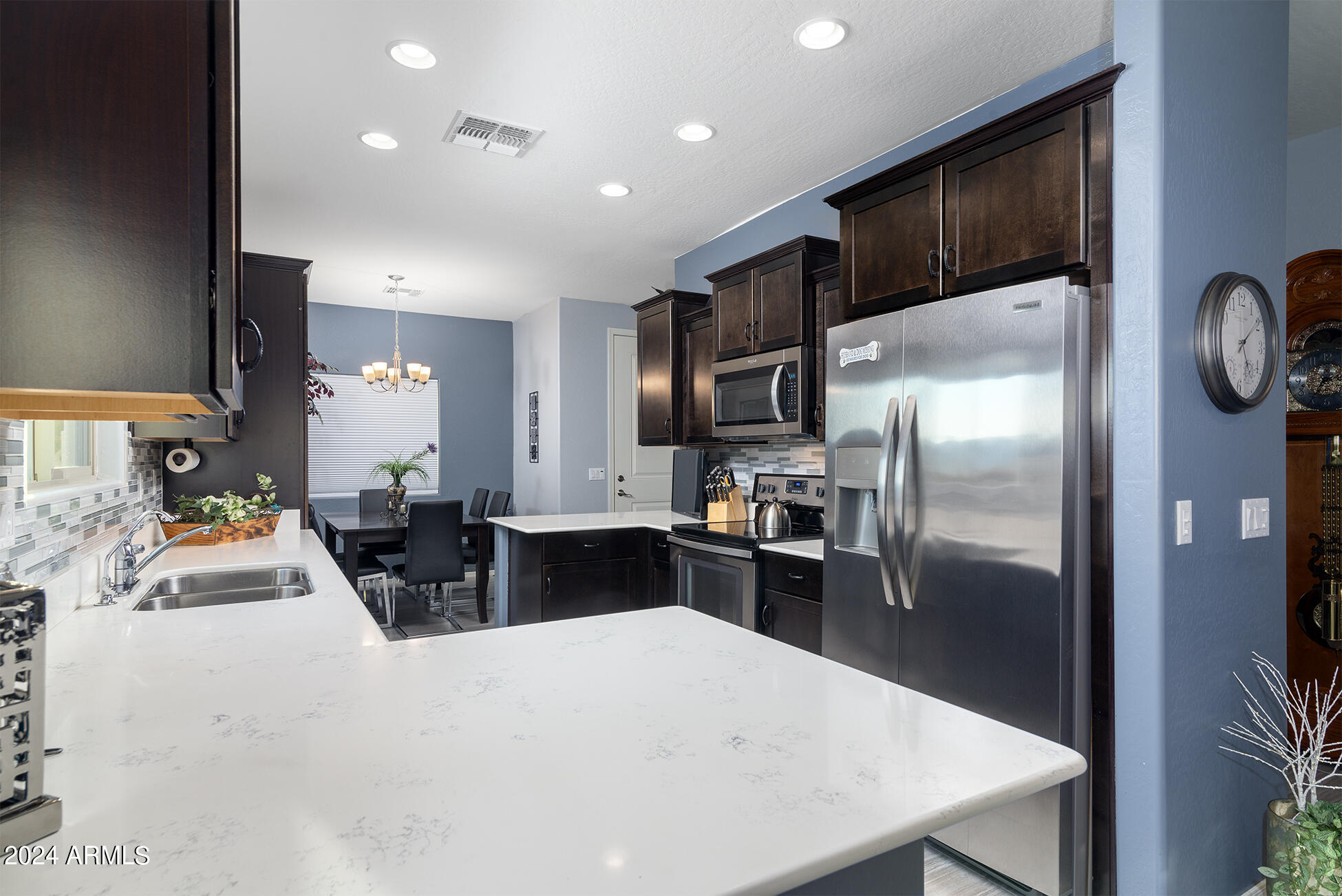 1705 South Aryelle Road Apache Junction, AZ 85119 - Photo 24 of 51 Stainless steel and quartz !