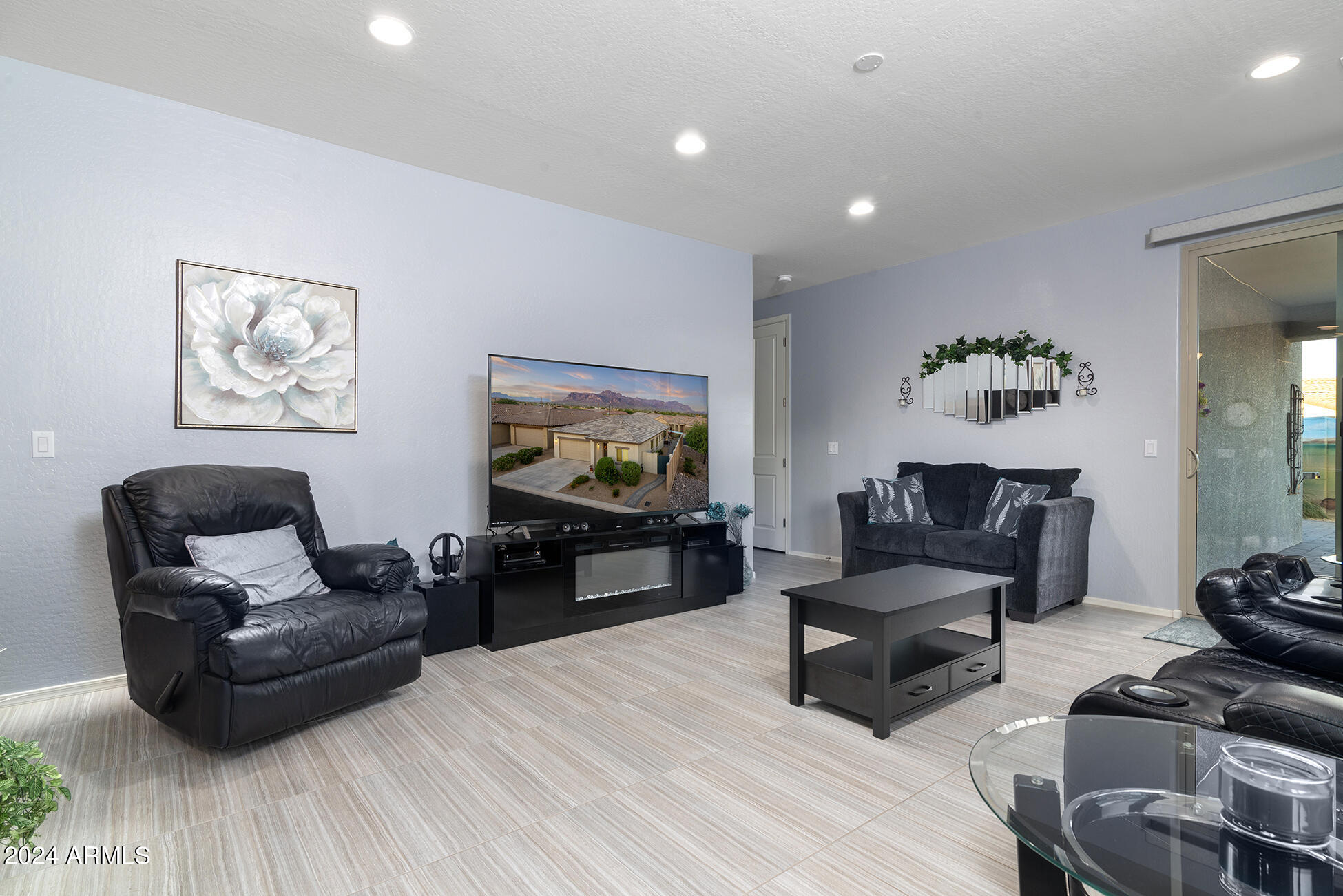 1705 South Aryelle Road Apache Junction, AZ 85119 - Photo 47 of 51 Large Living room