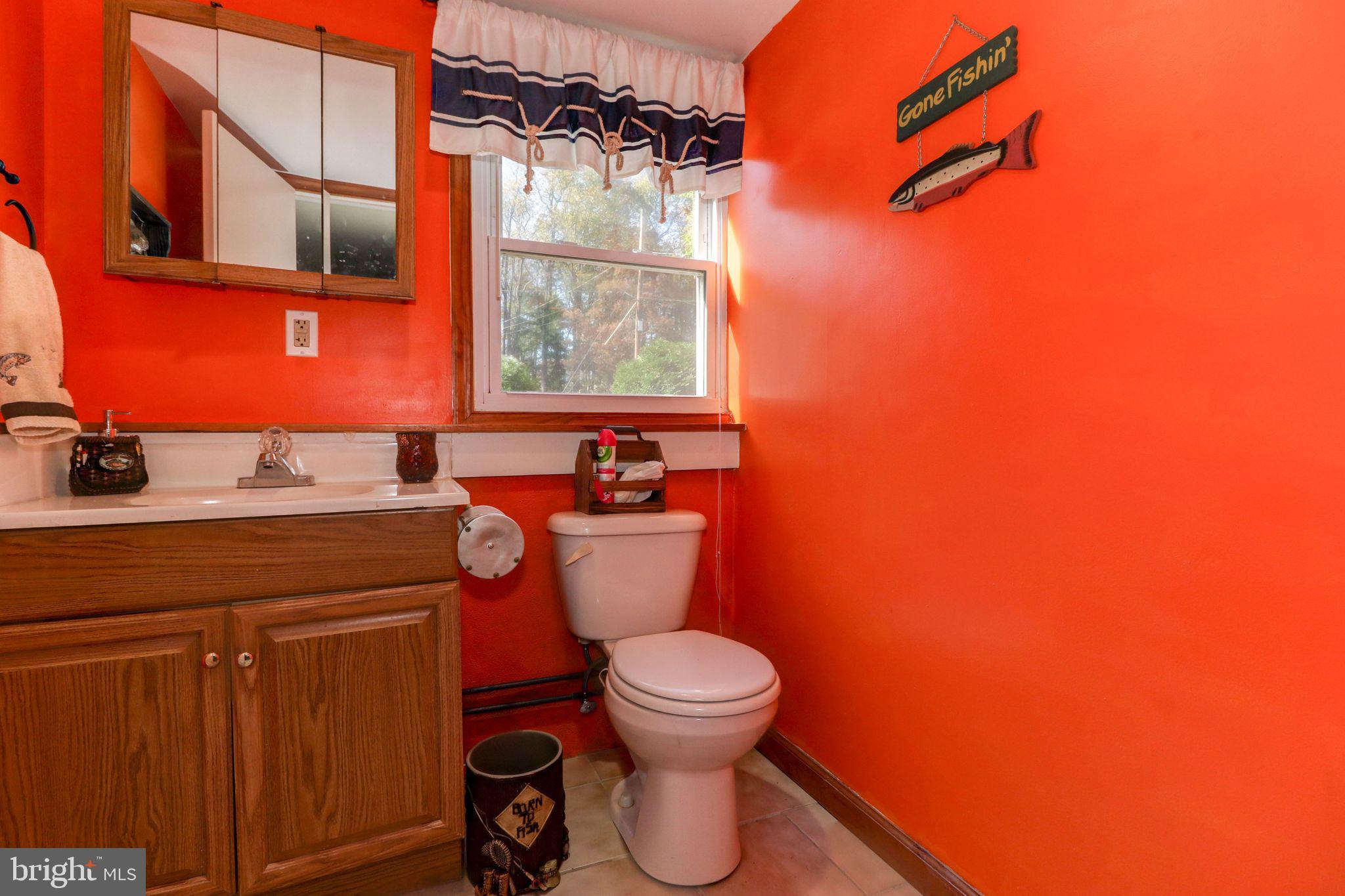 631 Hamilton Road Wenonah, NJ 08090 - Photo 14 of 17 Power room