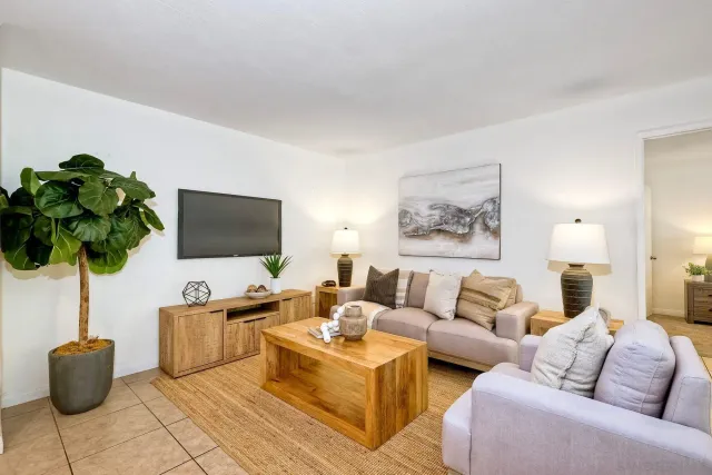 $500,000 | 6924 Hyde Park Drive, Unit 115, San Diego, CA 92119