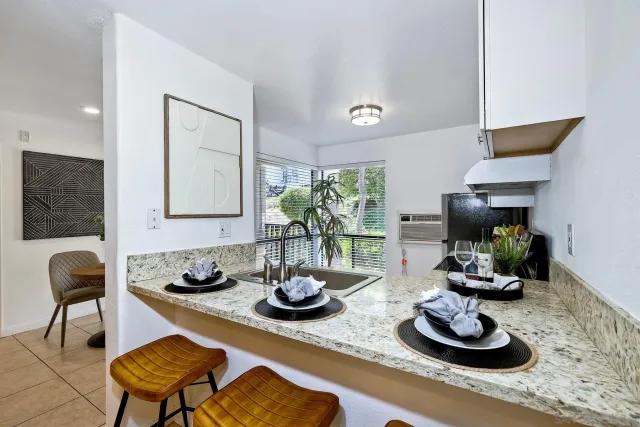 $500,000 | 6924 Hyde Park Drive, Unit 115, San Diego, CA 92119