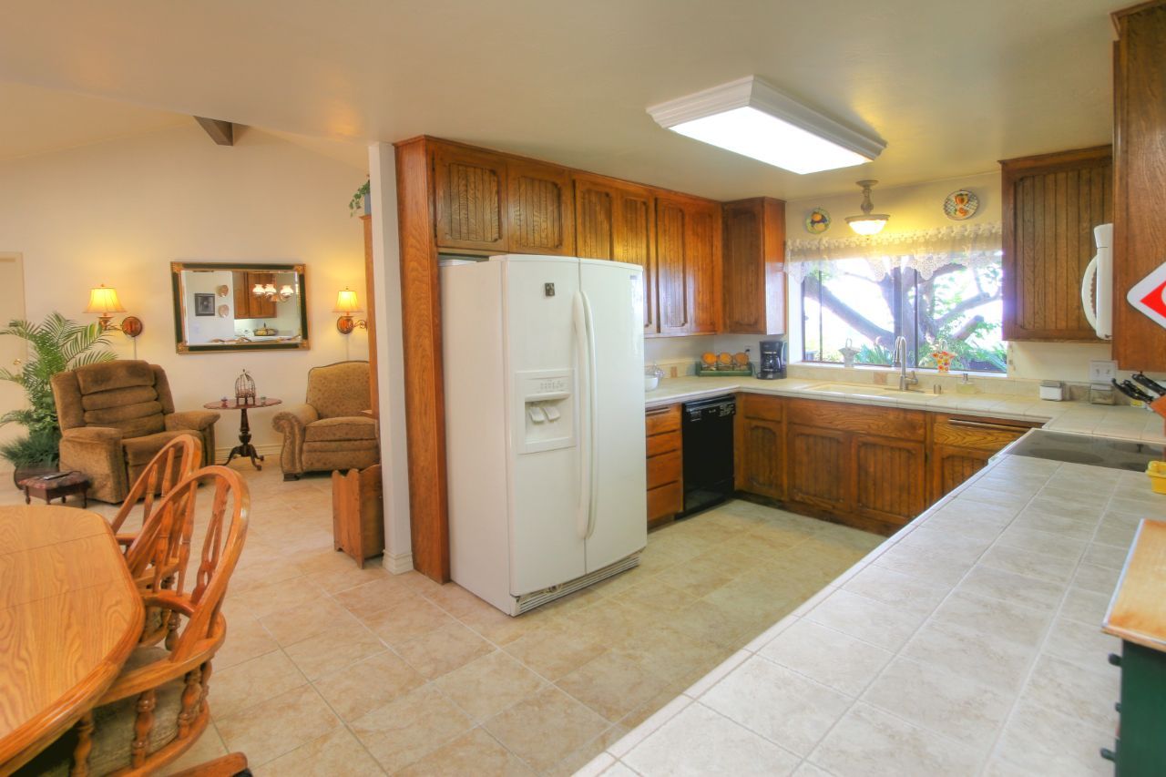 5815 La Goleta Road Santa Barbara, CA 93117 - Photo 6 of 6 Kitchen