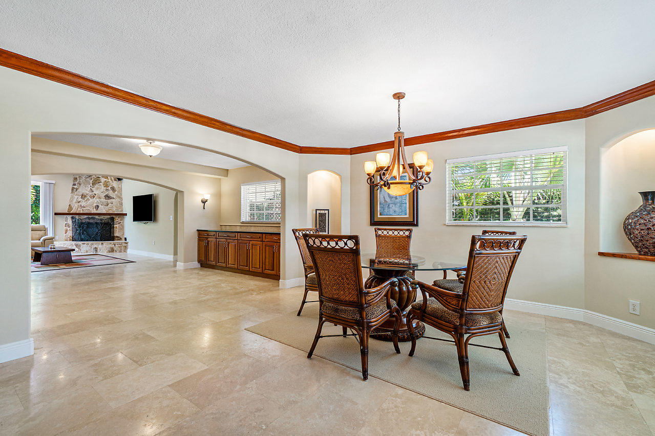 987 Southwest 13th Place Boca Raton, FL 33486 - Photo 3 of 39 006-987SW13thPl-BocaRaton-FL-small