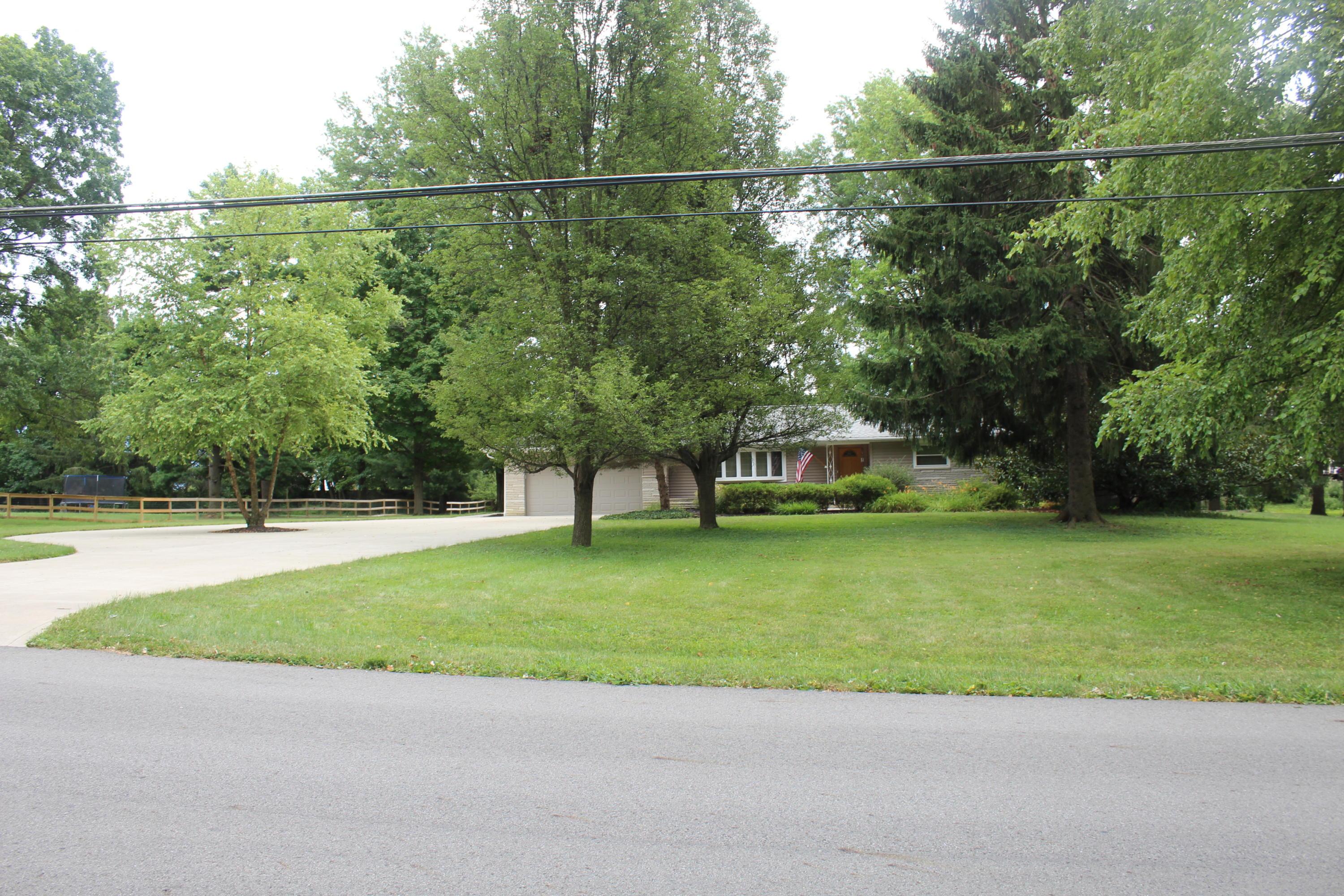 61 Pocono Road Columbus, OH 43235 - Photo 1 of 26