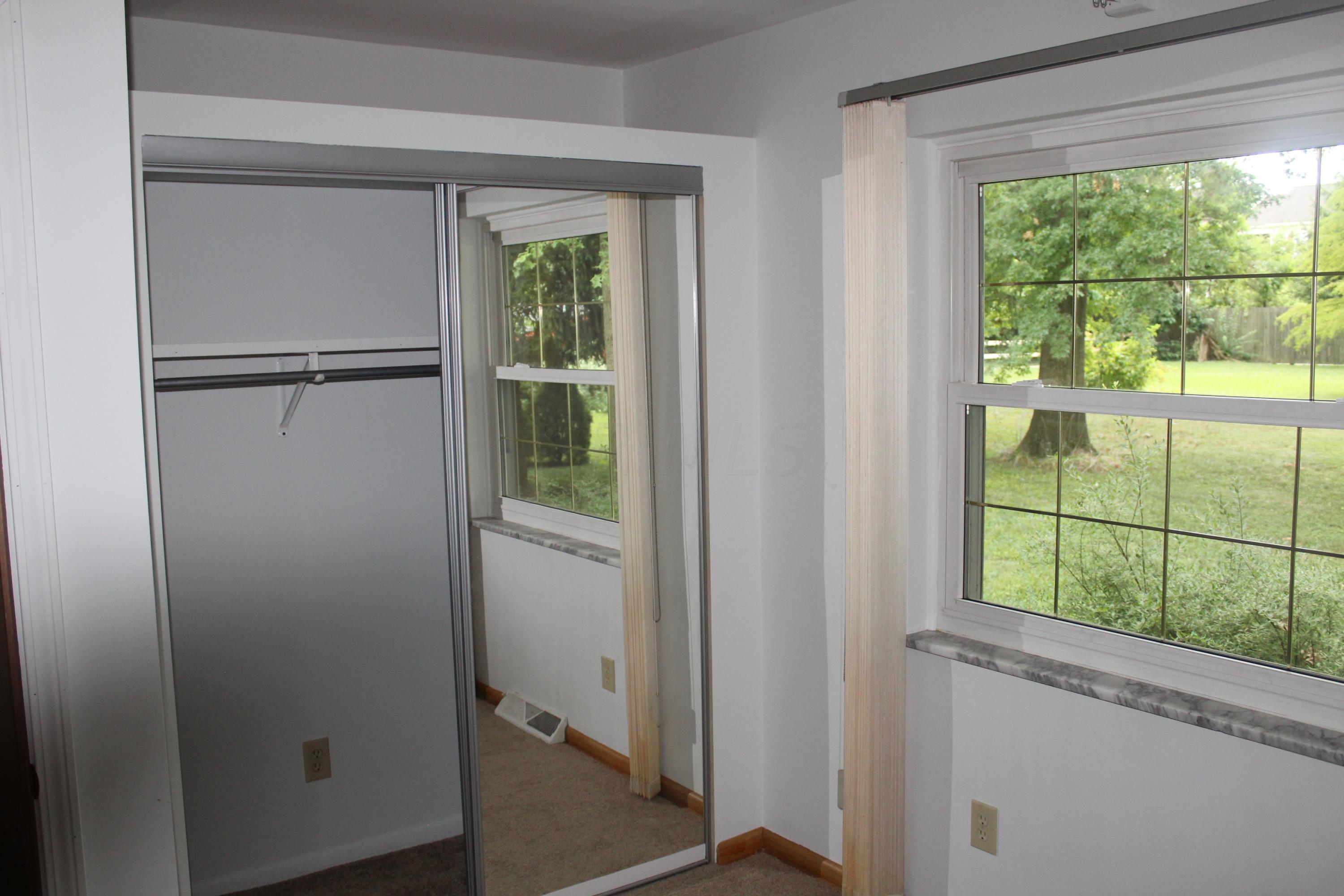 61 Pocono Road Columbus, OH 43235 - Photo 19 of 26