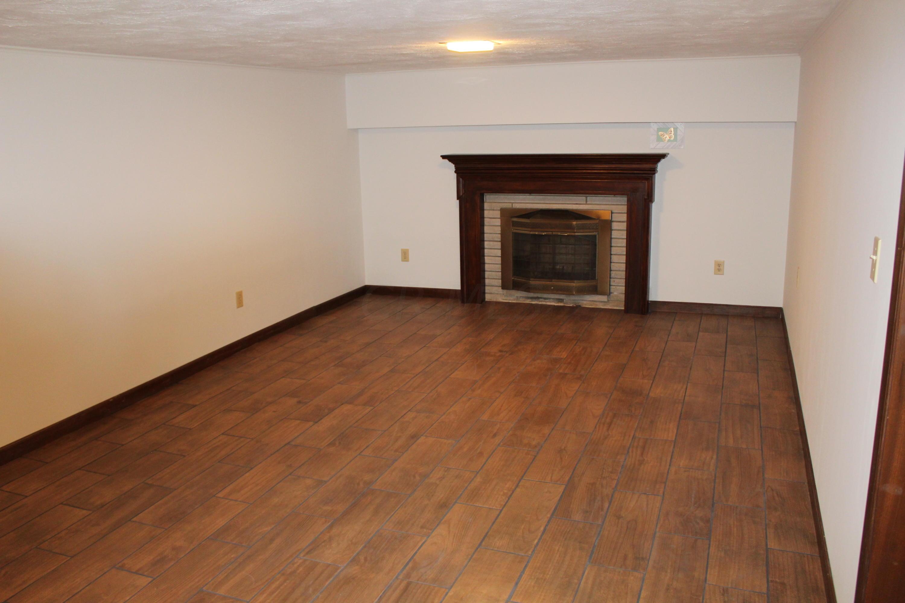 61 Pocono Road Columbus, OH 43235 - Photo 7 of 26