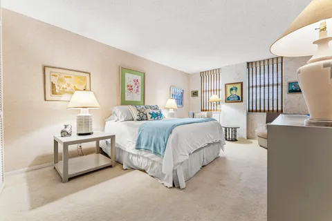 $495,000 | 1149 Hillsboro Mile, Unit 1008, Pompano Beach, FL 33062