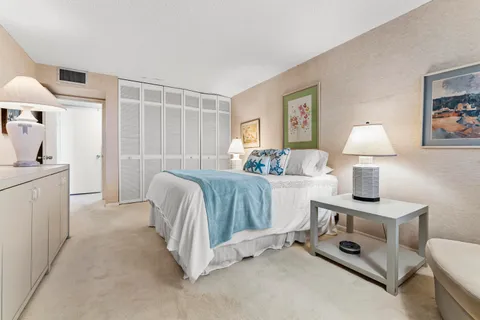 $495,000 | 1149 Hillsboro Mile, Unit 1008, Pompano Beach, FL 33062