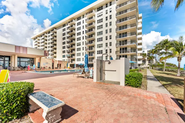 $495,000 | 1149 Hillsboro Mile, Unit 1008, Hillsboro Beach, FL 33064
