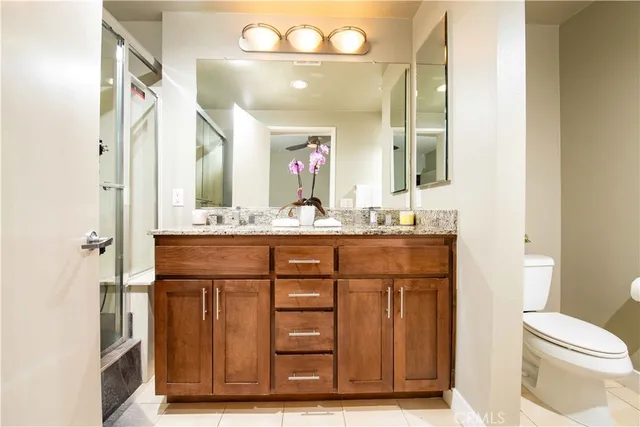 $635,000 | 21301 Erwin Street, Unit 237, Woodland Hills, CA 91367