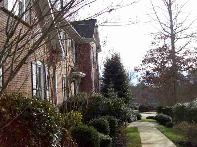 127 Sun Meadow Road Greer, SC 29650 - Photo 2 of 25 Gallery Image 2
