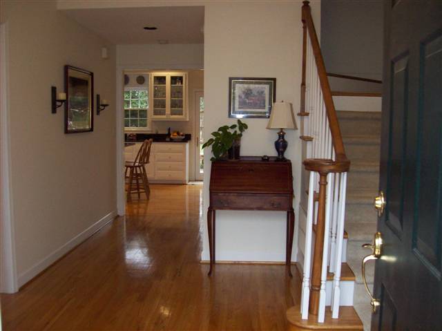 127 Sun Meadow Road Greer, SC 29650 - Photo 4 of 25 Gallery Image 4