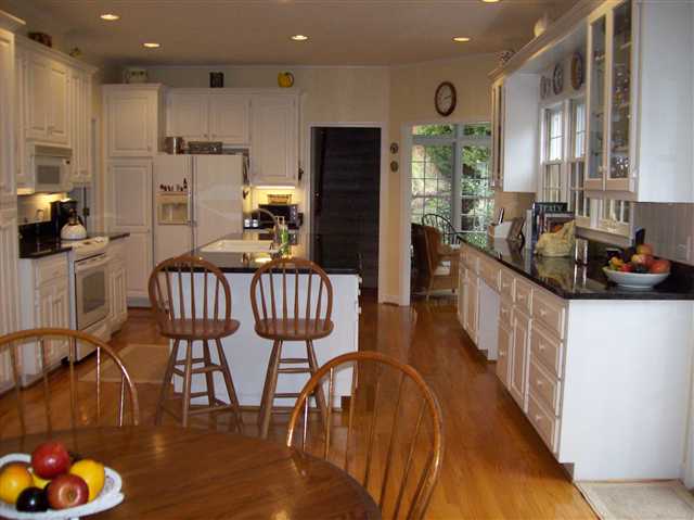 127 Sun Meadow Road Greer, SC 29650 - Photo 5 of 25 Gallery Image 5