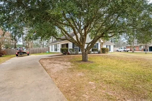 $320,000 | 112 Oak Run Trail, Ball, LA 71405