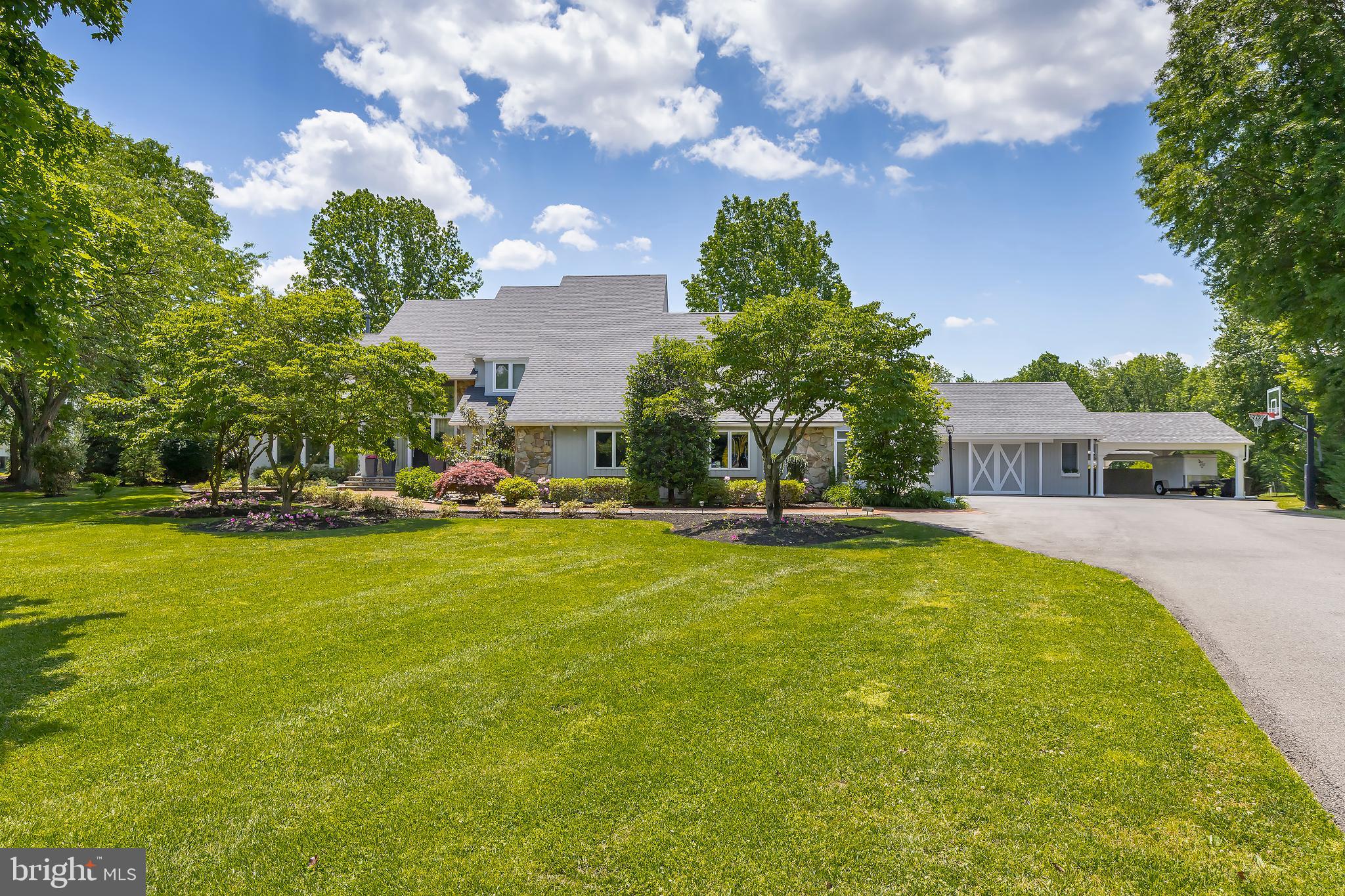 813 New Albany Road Moorestown, NJ 08057 - Photo 1 of 55