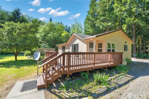 $799,000 | 300 South 2nd Street, Port Townsend, WA 98368